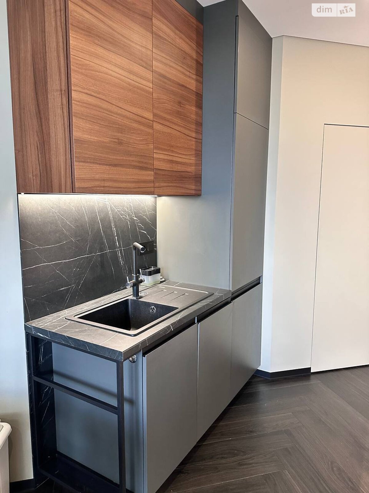 Продажа двухкомнатной квартиры в Луцке, на ул. Яровица 13, район Центр фото 1