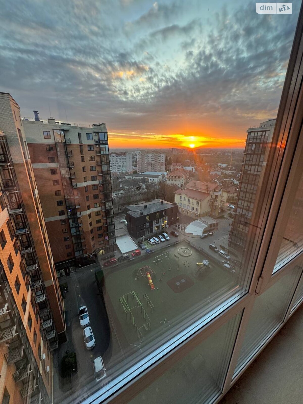 Продажа трехкомнатной квартиры в Луцке, на ул. Яровица 13, кв. 154, район Центр фото 1