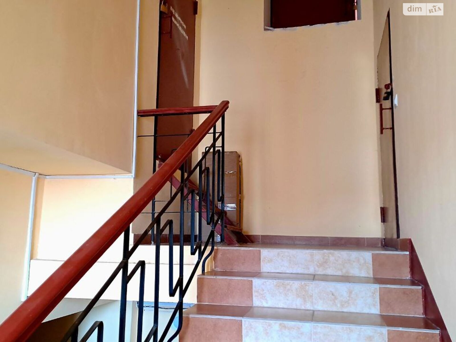 Продаж однокімнатної квартири в Луцьку, на вул. Зоряна 6, район Центр фото 1 Продаж однокімнатної квартири в Луцьку, на вул. Зоряна 6, район Центр фото 1