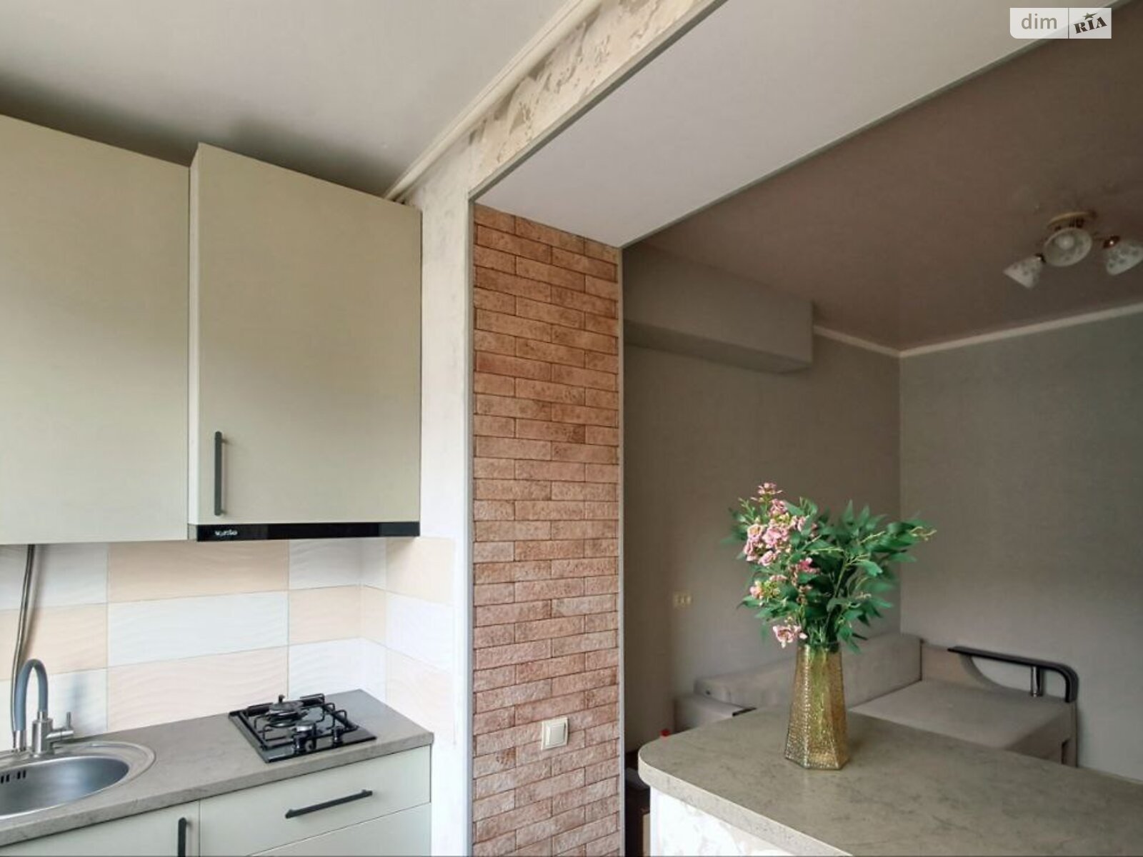 Продаж однокімнатної квартири в Луцьку, на вул. Зоряна 6, район Центр фото 1 Продаж однокімнатної квартири в Луцьку, на вул. Зоряна 6, район Центр фото 1