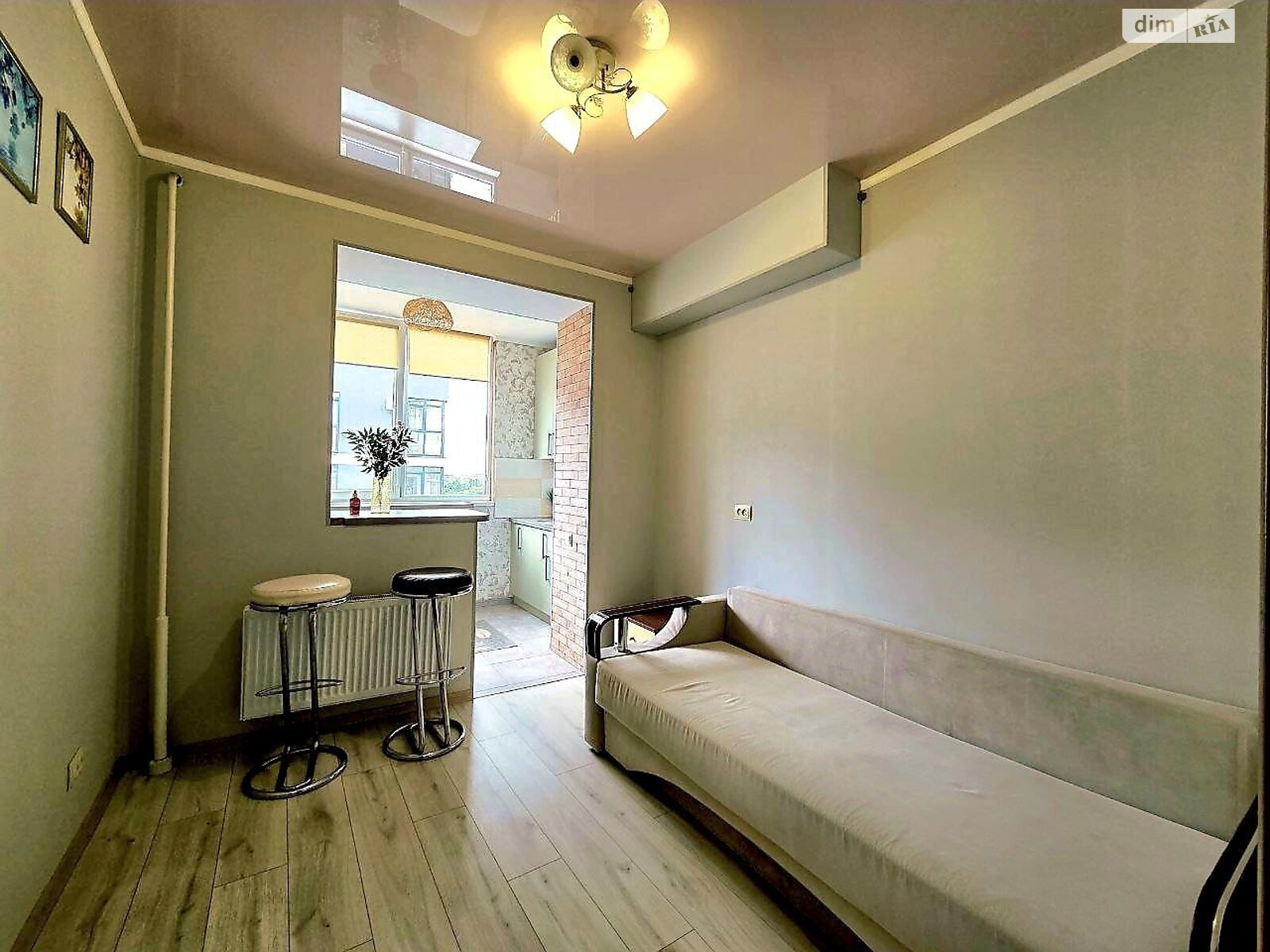 Продаж однокімнатної квартири в Луцьку, на вул. Зоряна 6, район Центр фото 1 Продаж однокімнатної квартири в Луцьку, на вул. Зоряна 6, район Центр фото 1