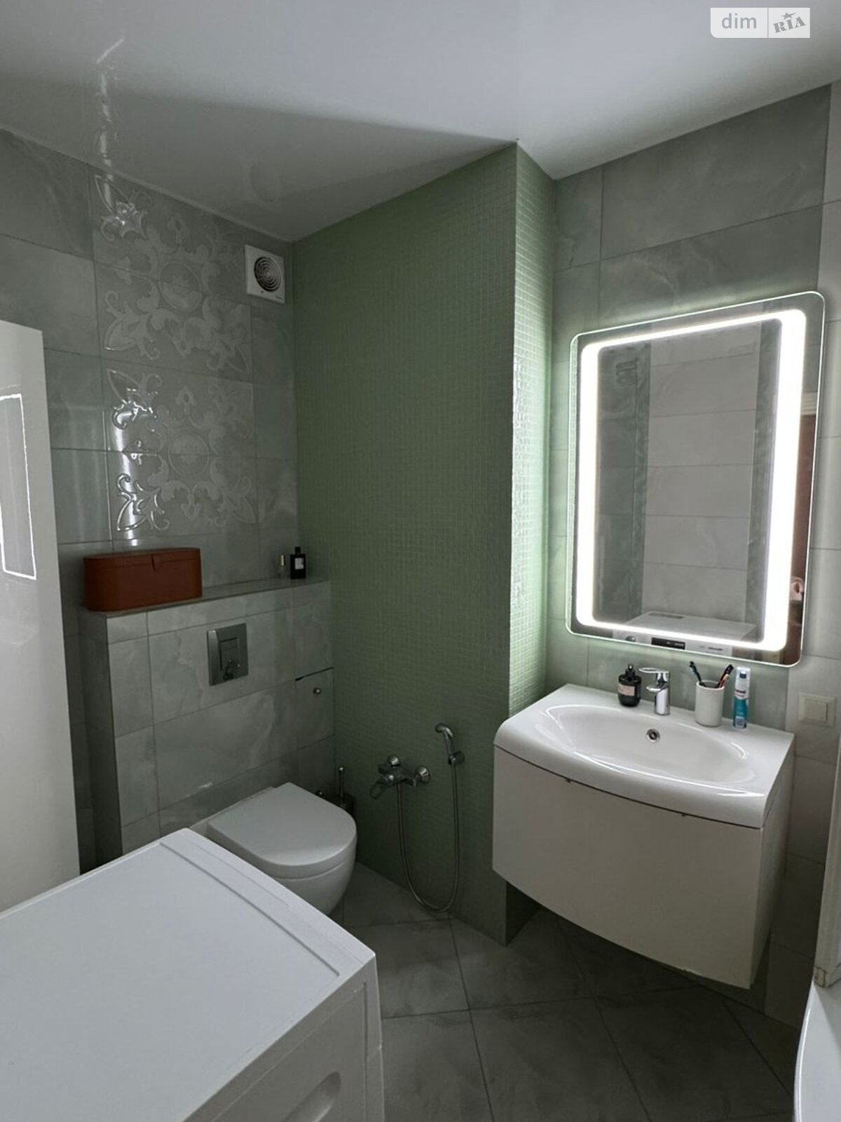 Продажа трехкомнатной квартиры в Луцке, на ул. Звездная, район Центр фото 1