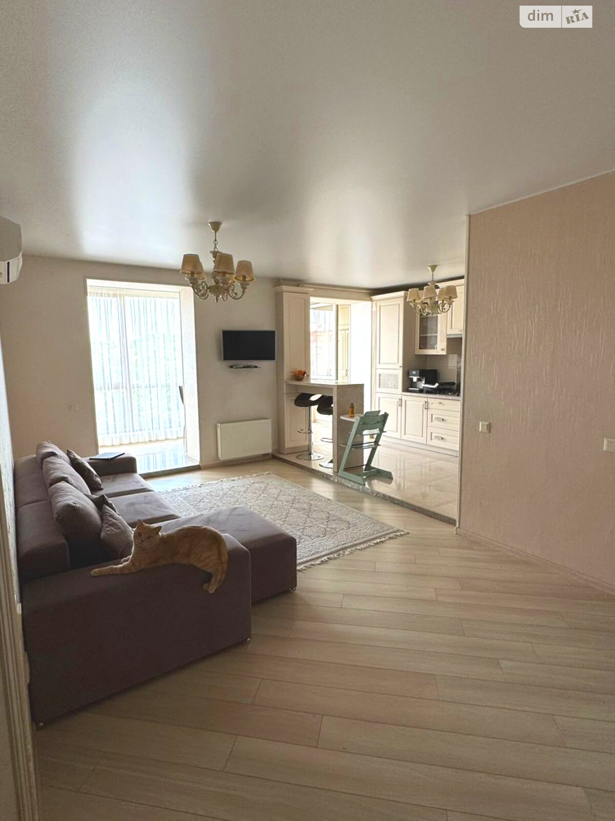 Продажа трехкомнатной квартиры в Луцке, на ул. Звездная, район Центр фото 1