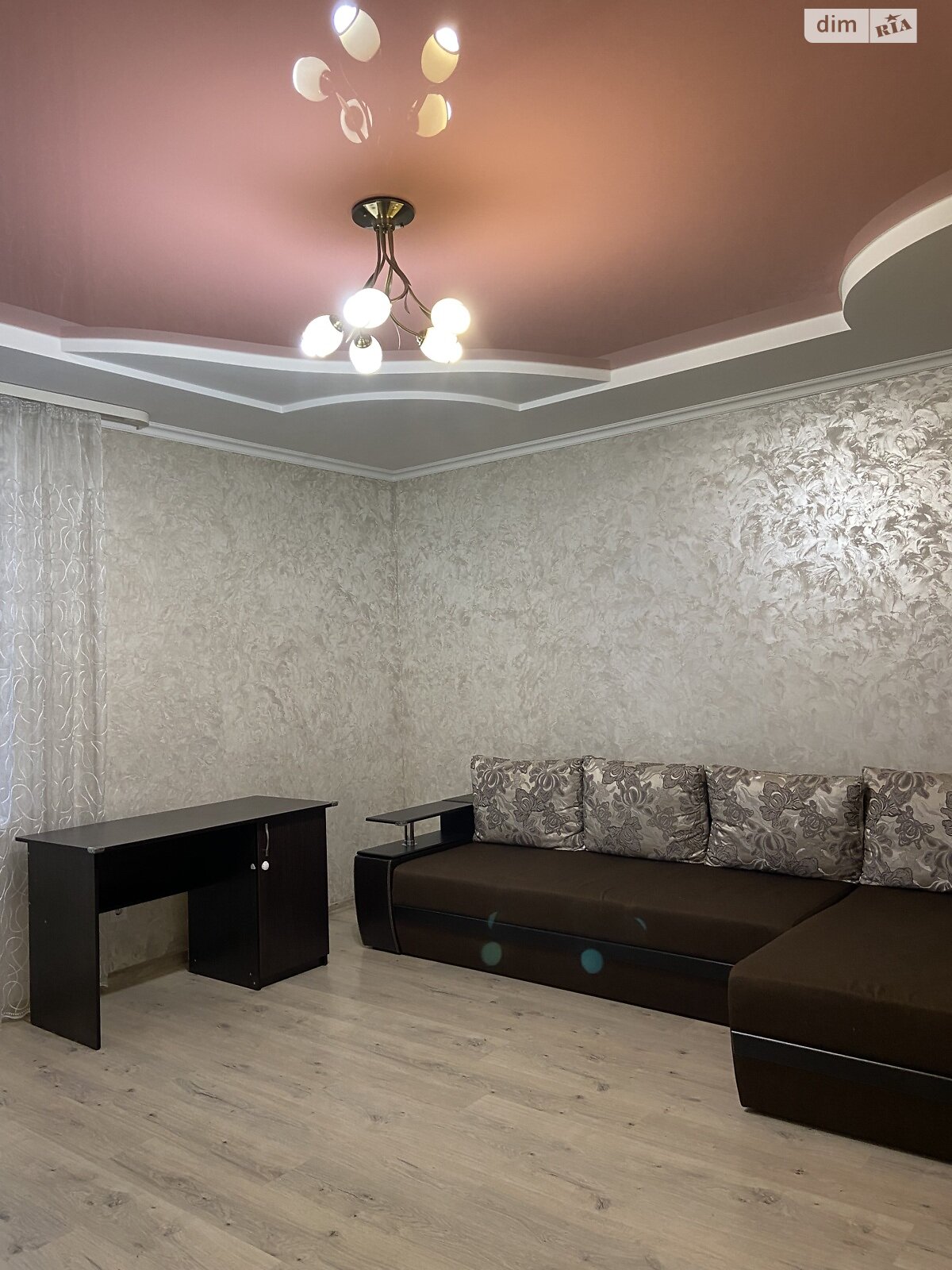 Продаж двокімнатної квартири в Луцьку, на вул. Зоряна 6, район Центр фото 1 Продаж двокімнатної квартири в Луцьку, на вул. Зоряна 6, район Центр фото 1