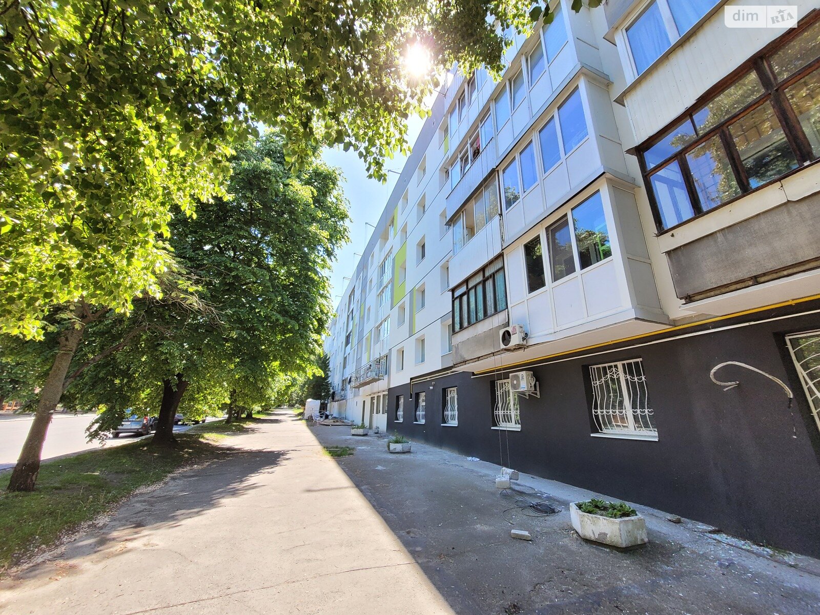 Продажа трехкомнатной квартиры в Луцке, на просп. Возрождение, фото 1