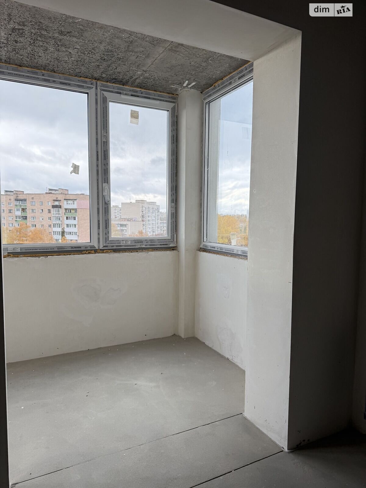 Продаж однокімнатної квартири в Луцьку, на просп. Відродження 32, фото 1