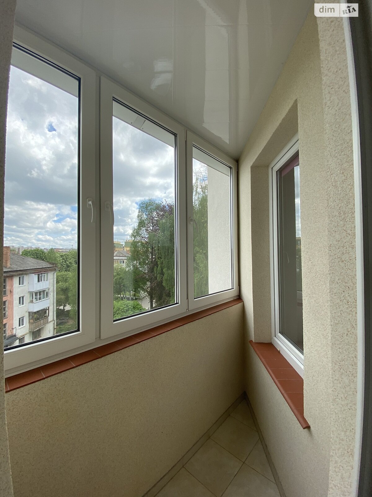 Продажа четырехкомнатной квартиры в Луцке, на просп. Грушевского Президента, район Завокзальный фото 1