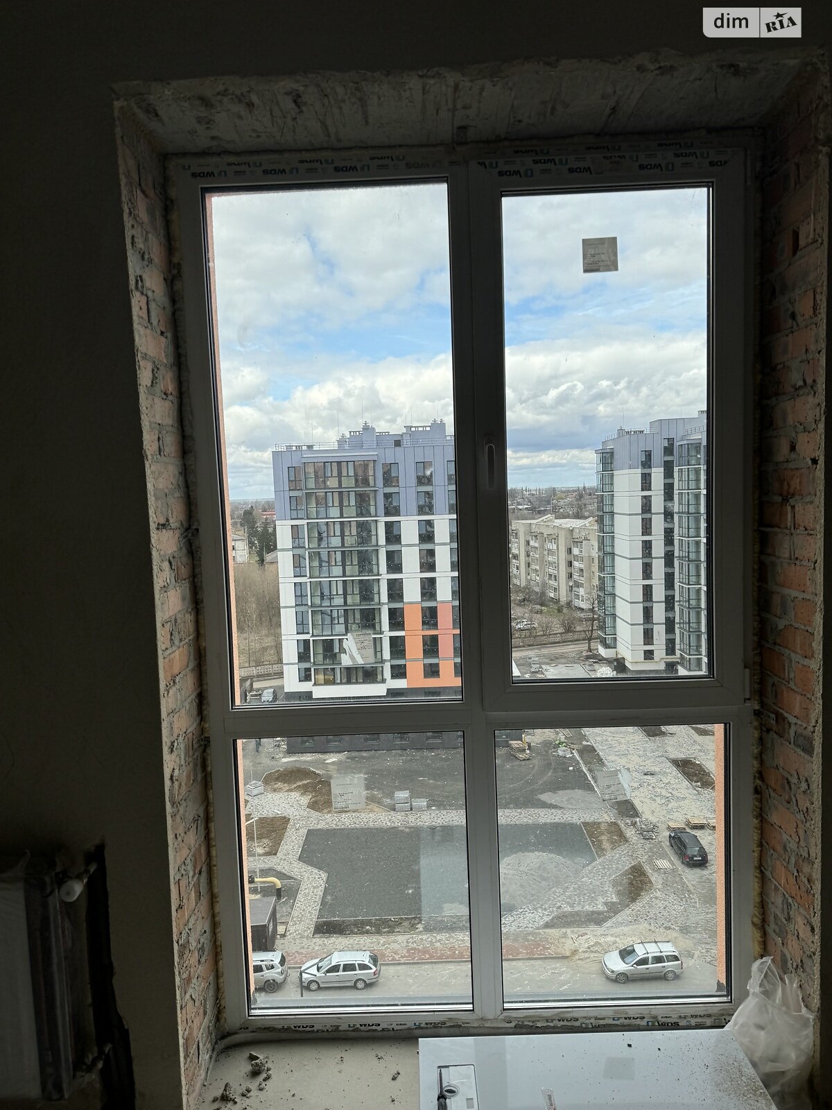 Продажа трехкомнатной квартиры в Луцке, на ул. Привокзальная 10А, кв. 127, район Завокзальный фото 1