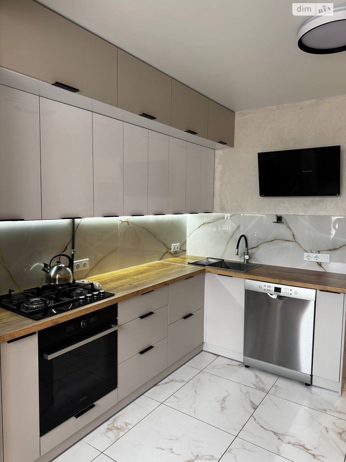 Продаж двокімнатної квартири в Луцьку, на вул. Зоряна, фото 1