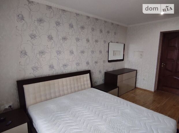 Продажа трехкомнатной квартиры в Луцке, на просп. Возрождение район Балка фото 1 Продажа трехкомнатной квартиры в Луцке, на просп. Возрождение район Балка фото 1