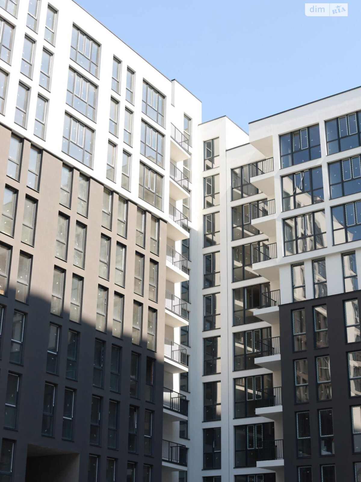 Продажа двухкомнатной квартиры в Львове, на ул. Вашингтона Джорджа 1, район Батальная фото 1