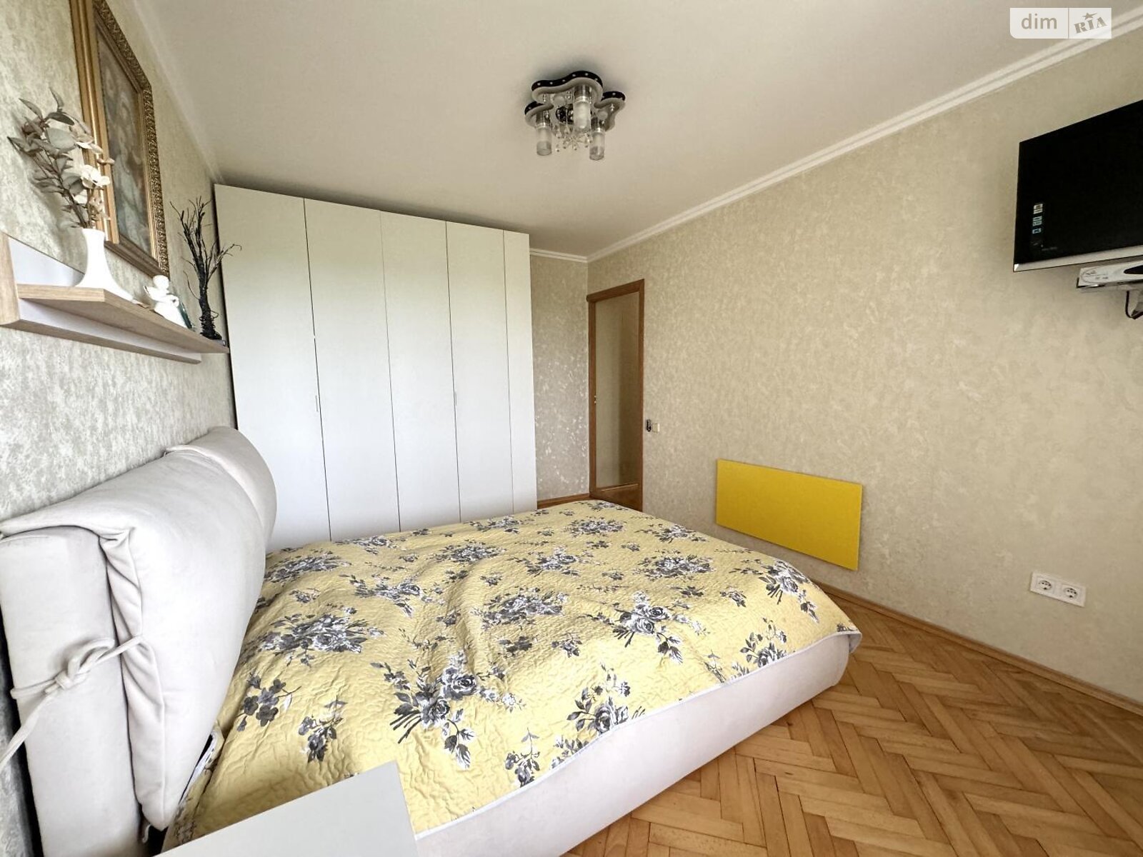 Продаж трикімнатної квартири в Львові, на вул. Демнянська 8, район Боднарівка фото 1 Продаж трикімнатної квартири в Львові, на вул. Демнянська 8, район Боднарівка фото 1