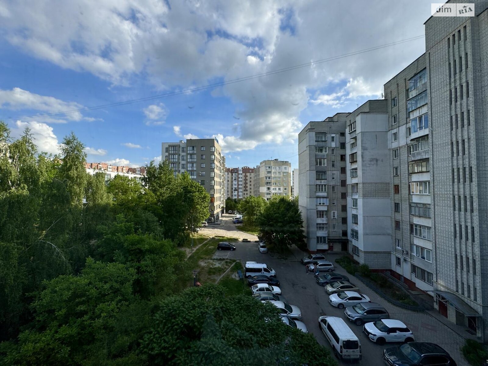 Продаж трикімнатної квартири в Львові, на вул. Демнянська 8, район Боднарівка фото 1 Продаж трикімнатної квартири в Львові, на вул. Демнянська 8, район Боднарівка фото 1