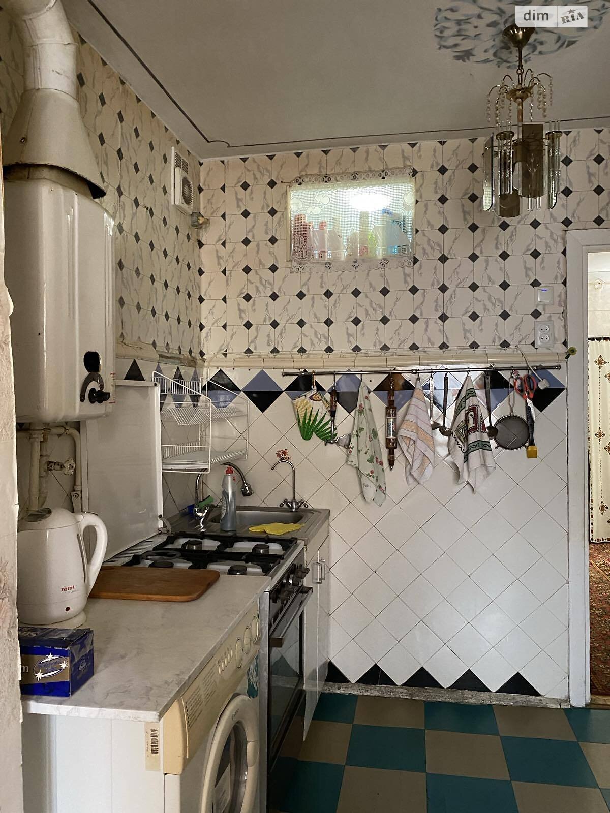 Продажа трехкомнатной квартиры в Львове, на ул. Гашека Ярослава 19, кв. 8, район Боднаровка фото 1