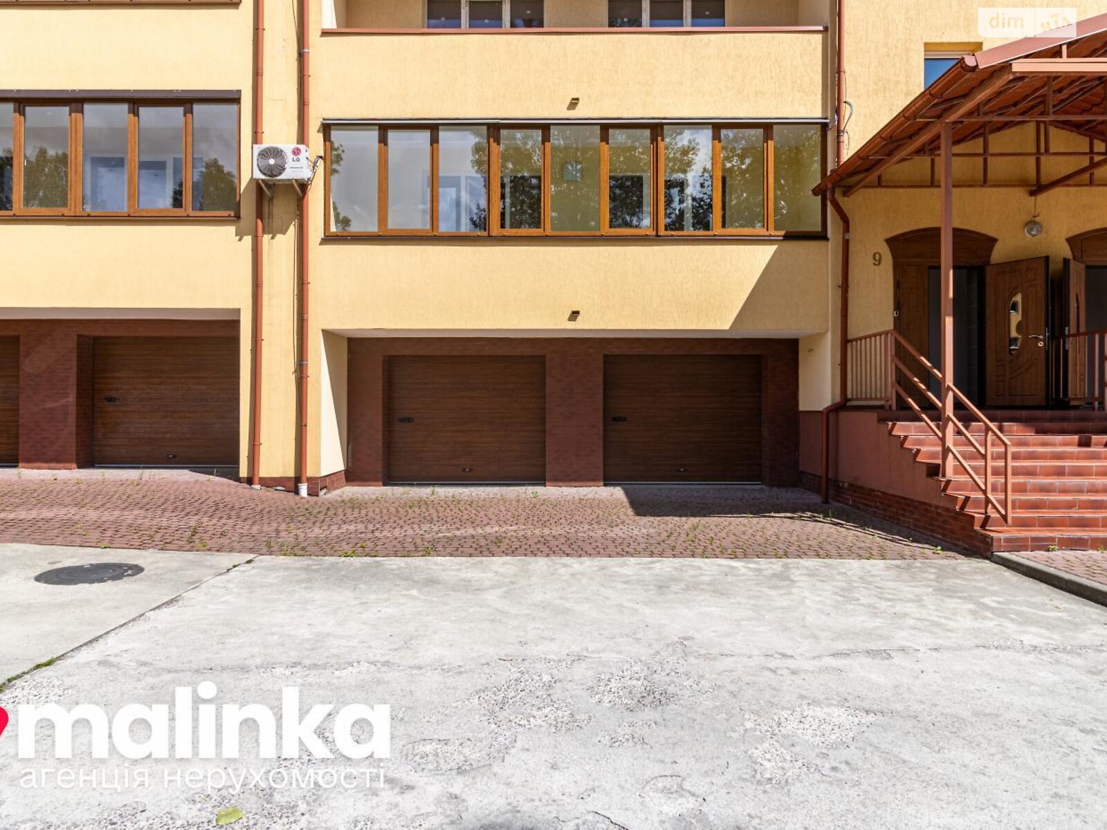 Продаж трикімнатної квартири в Львові, на вул. Мікльоша Карла 3 корпус 9, район Боднарівка фото 1 Продаж трикімнатної квартири в Львові, на вул. Мікльоша Карла 3 корпус 9, район Боднарівка фото 1