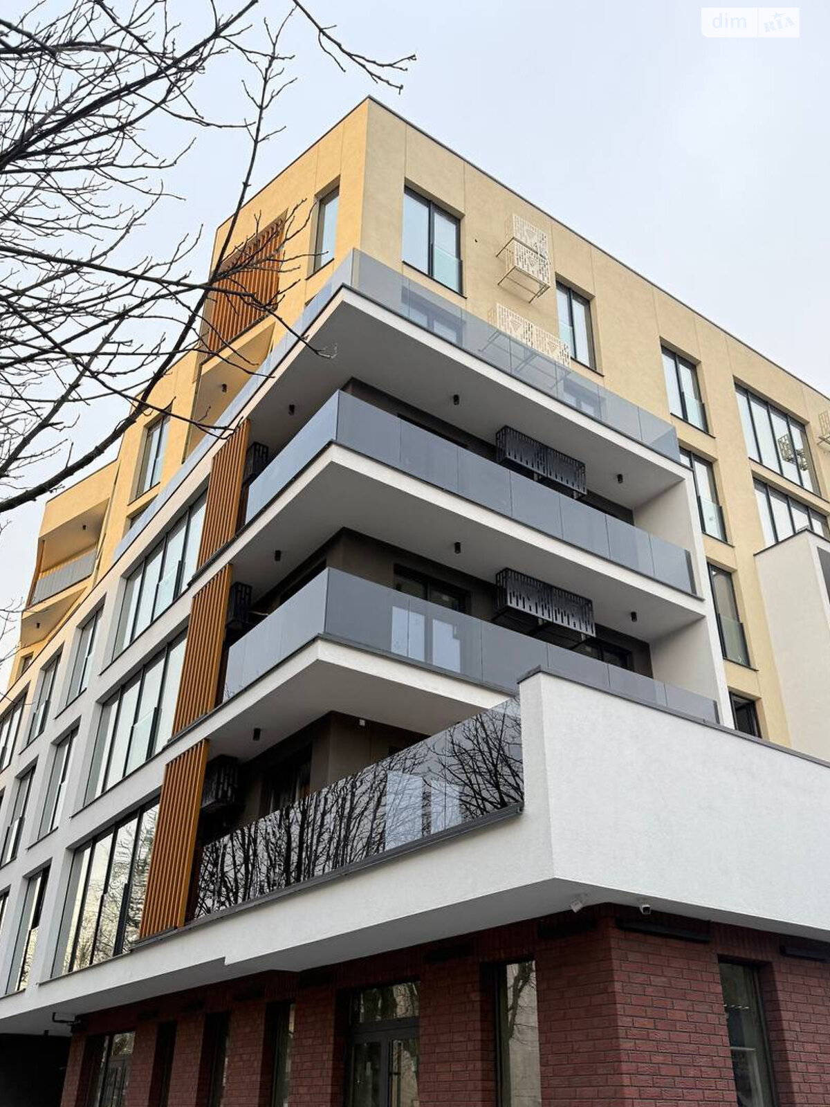 Продаж трикімнатної квартири в Львові, на вул. Окружна 43, кв. 7, район Богданівка фото 1 Продаж трикімнатної квартири в Львові, на вул. Окружна 43, кв. 7, район Богданівка фото 1