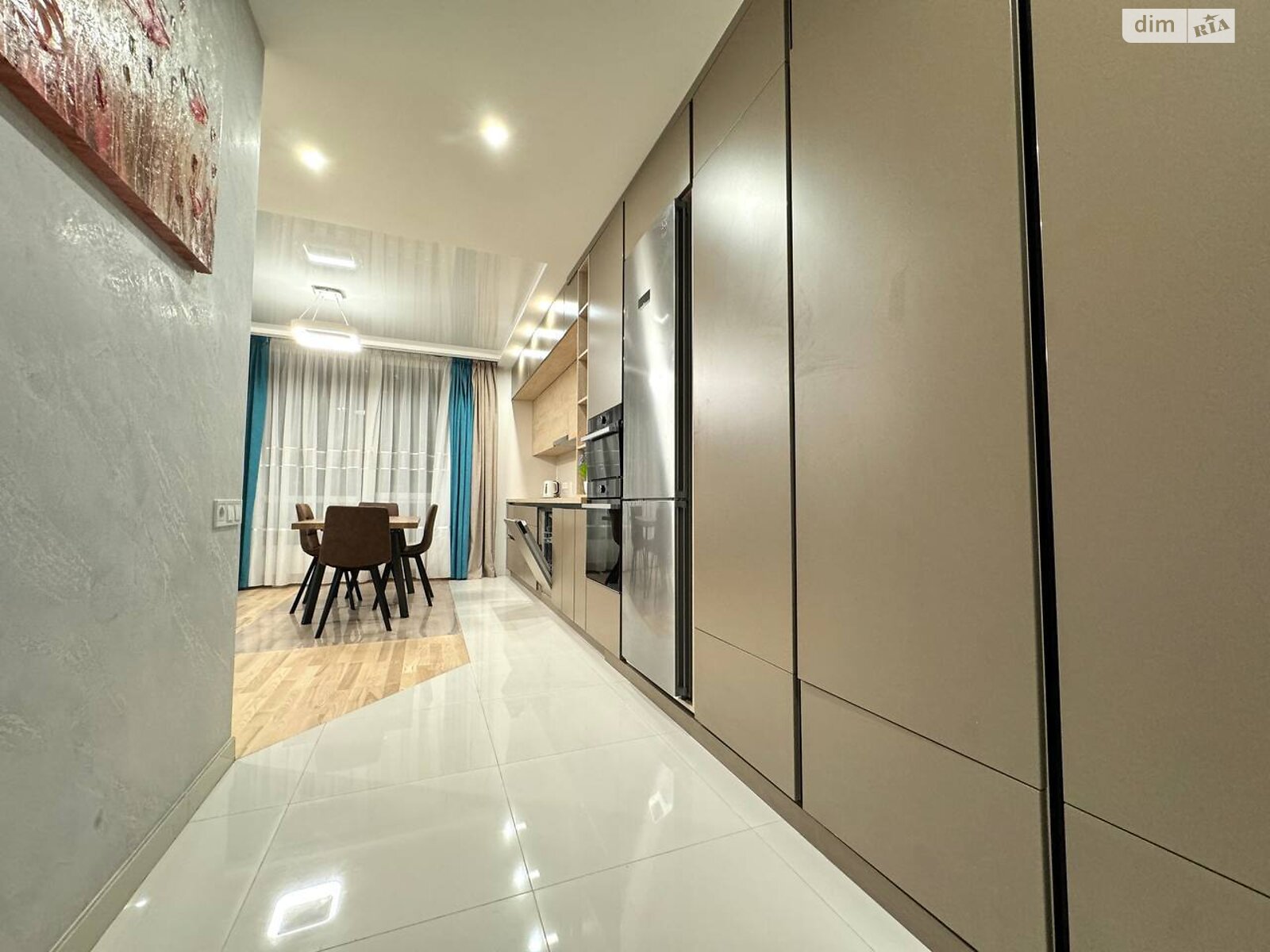 Продажа двухкомнатной квартиры в Львове, на просп. Черновола Вячеслава 69, фото 1 Продажа двухкомнатной квартиры в Львове, на просп. Черновола Вячеслава 69, фото 1