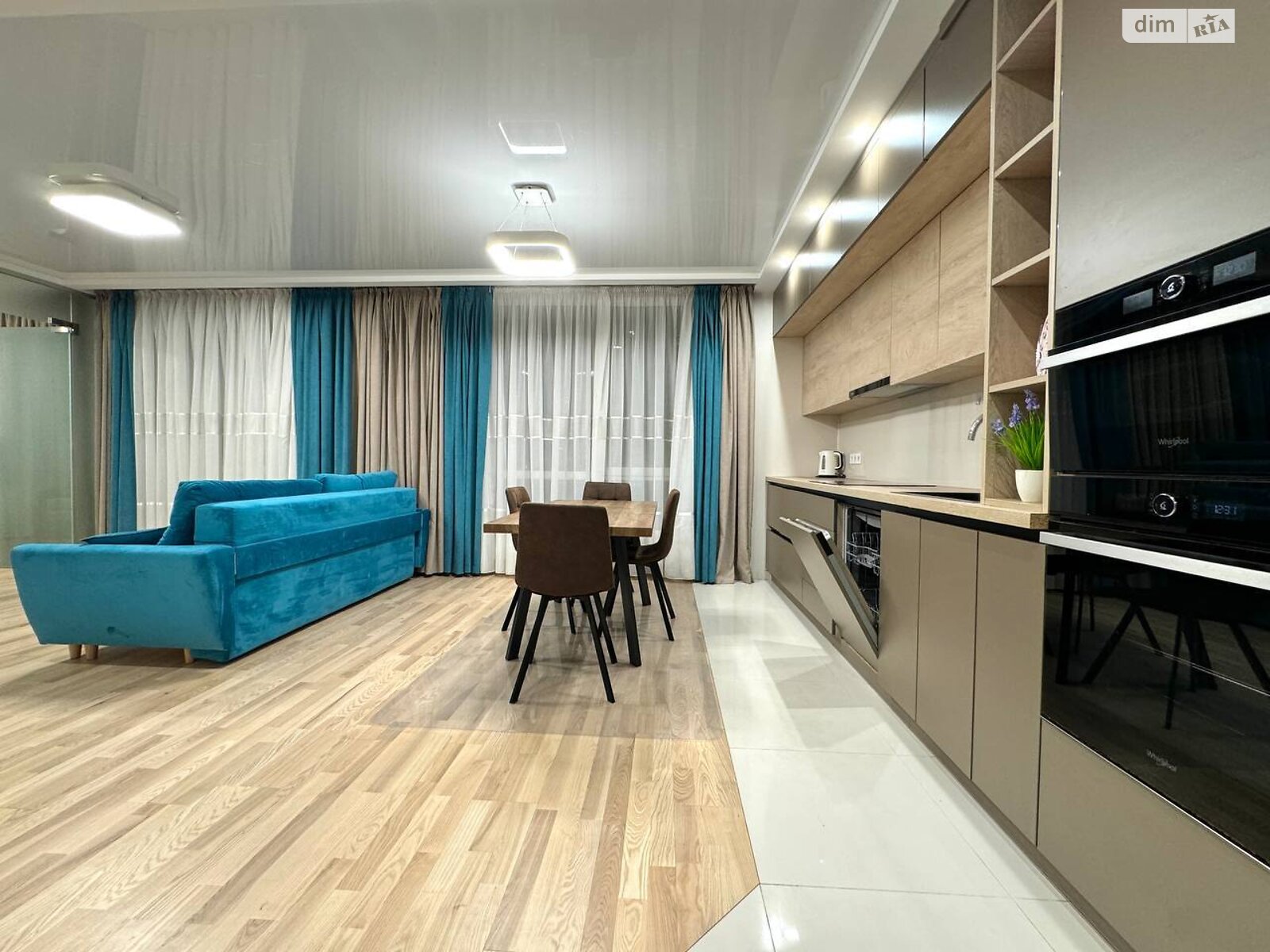 Продажа двухкомнатной квартиры в Львове, на просп. Черновола Вячеслава 69, фото 1 Продажа двухкомнатной квартиры в Львове, на просп. Черновола Вячеслава 69, фото 1