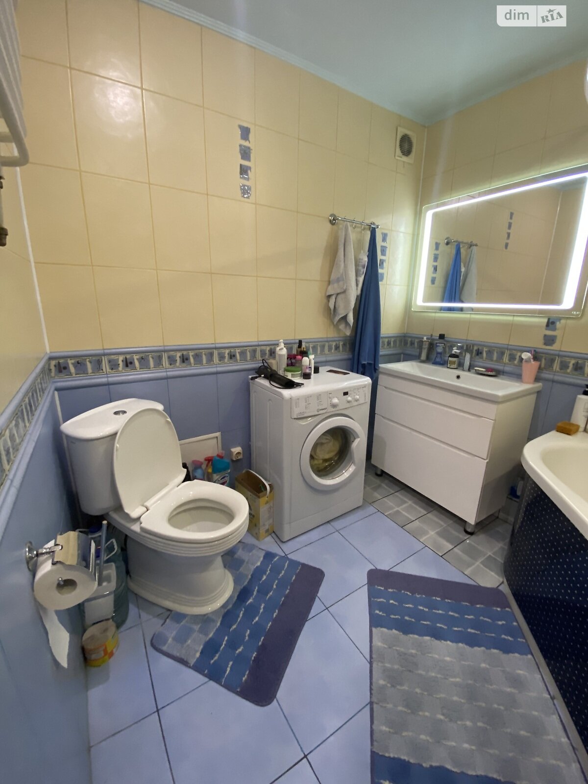 Продаж двокімнатної квартири в Львові, на вул. Дунайська, фото 1 Продаж двокімнатної квартири в Львові, на вул. Дунайська, фото 1