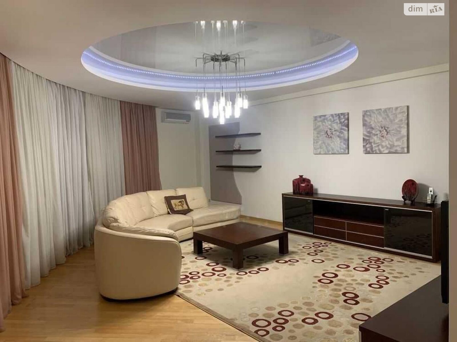 Продаж трикімнатної квартири в Львові, на вул. Академіка Сахарова Андрія, район Франківський фото 1 Продаж трикімнатної квартири в Львові, на вул. Академіка Сахарова Андрія, район Франківський фото 1