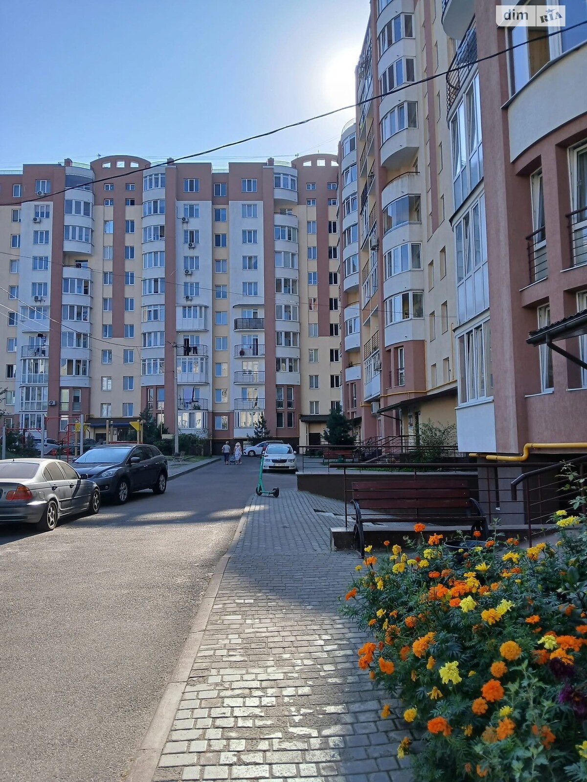 Продажа трехкомнатной квартиры в Львове, на ул. Демнянская 26, район Франковский фото 1 Продажа трехкомнатной квартиры в Львове, на ул. Демнянская 26, район Франковский фото 1