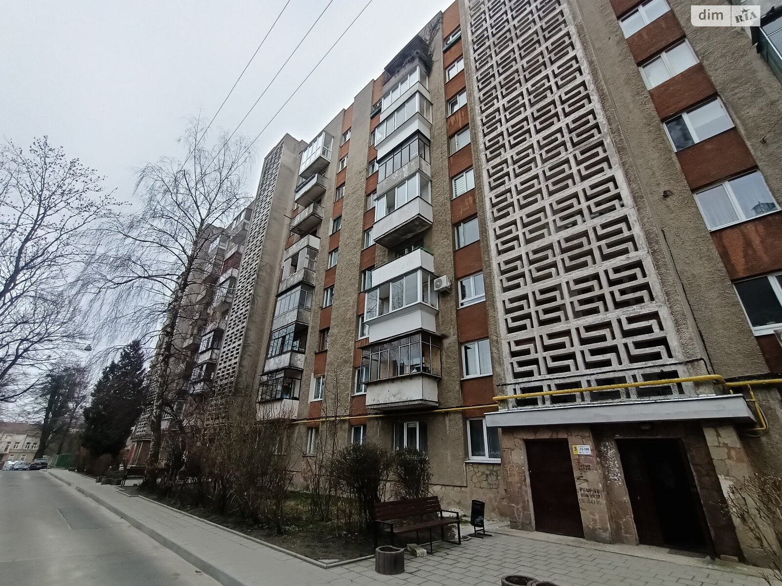 Продажа трехкомнатной квартиры в Львове, на ул. Ефремова Академика 79, район Франковский фото 1