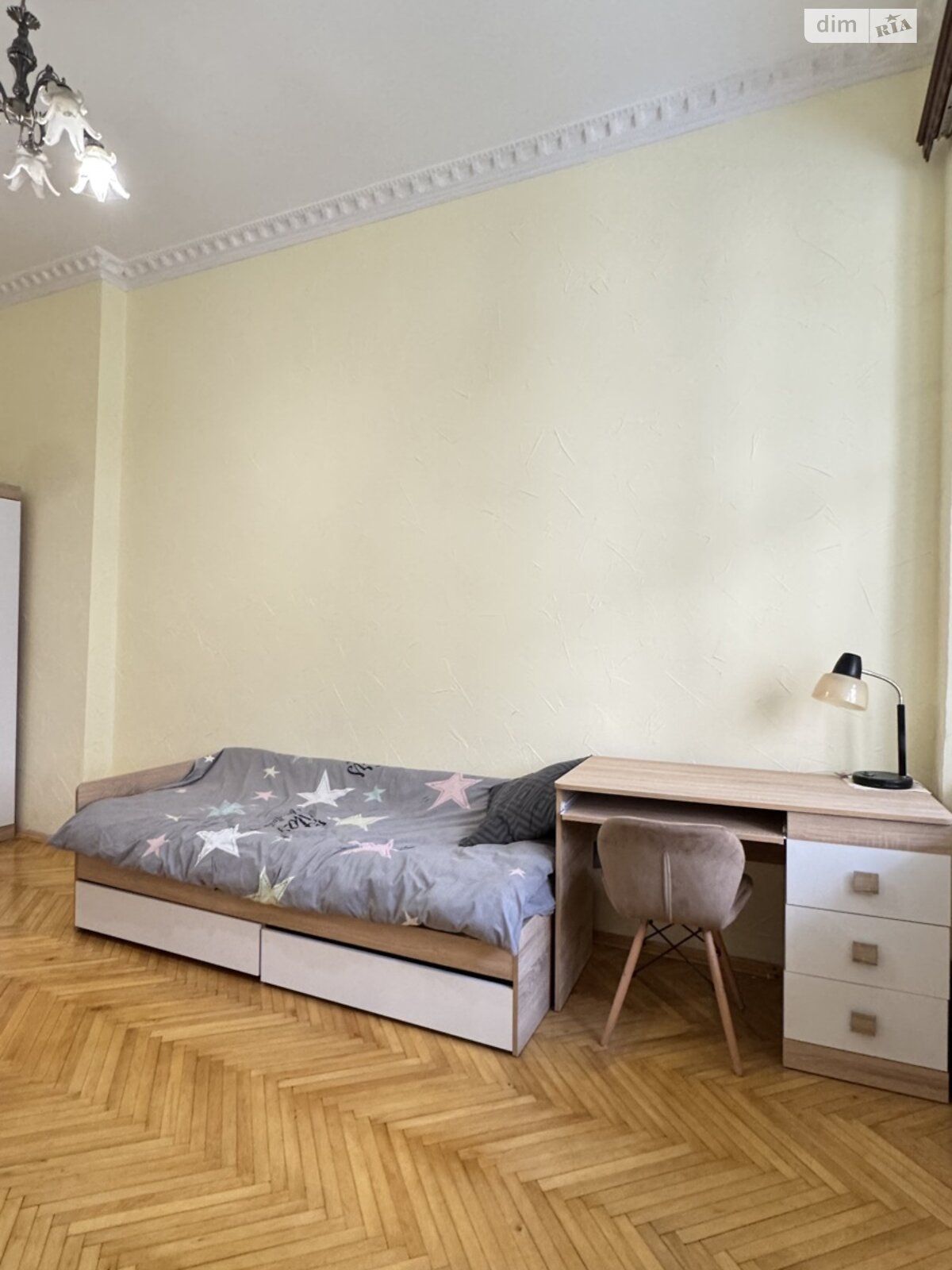 Продажа двухкомнатной квартиры в Львове, на ул. Федьковича, район Франковский фото 1 Продажа двухкомнатной квартиры в Львове, на ул. Федьковича, район Франковский фото 1