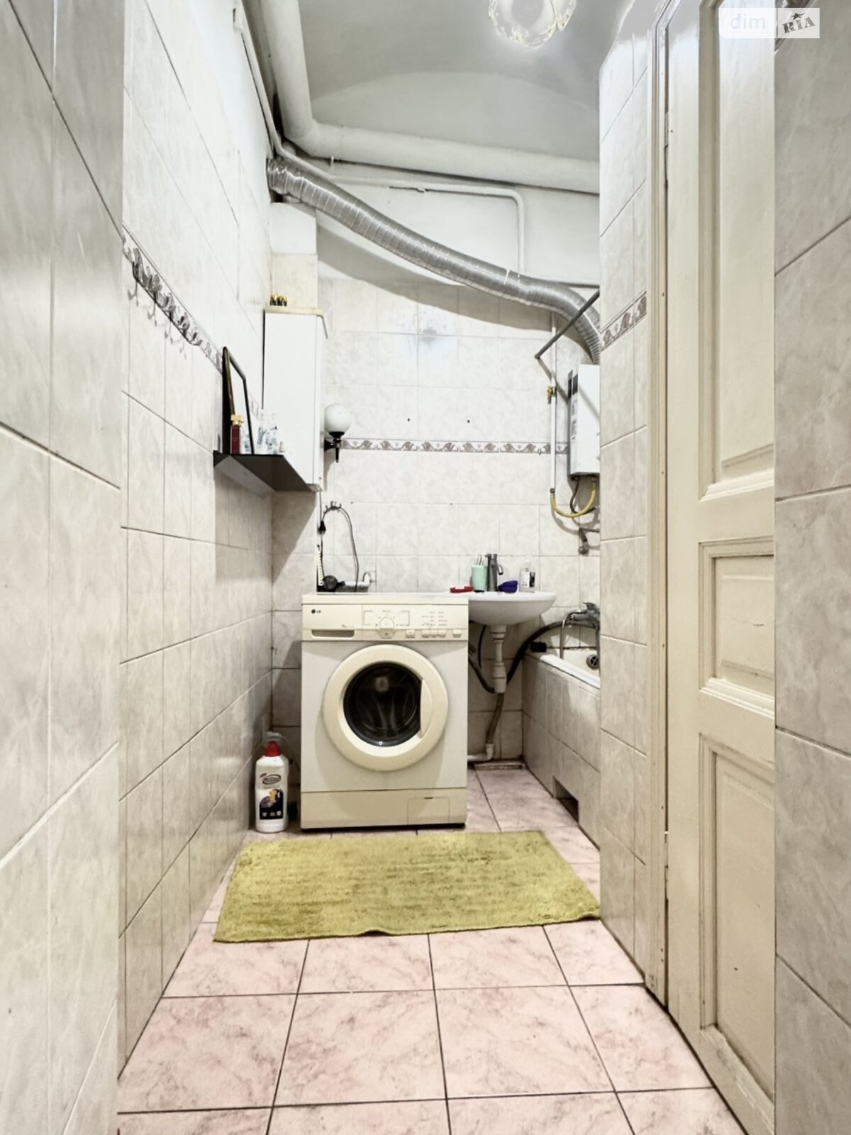 Продажа двухкомнатной квартиры в Львове, на ул. Федьковича, район Франковский фото 1 Продажа двухкомнатной квартиры в Львове, на ул. Федьковича, район Франковский фото 1