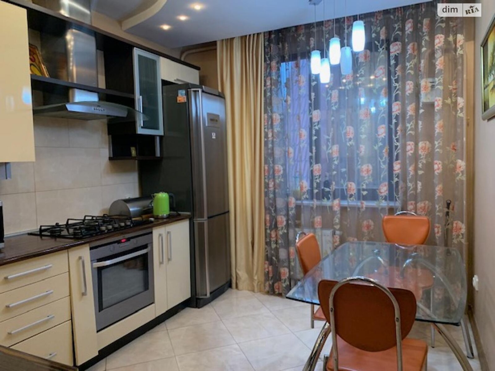 Продаж трикімнатної квартири в Львові, на вул. Генерала Тараса Чупринки, район Франківський фото 1 Продаж трикімнатної квартири в Львові, на вул. Генерала Тараса Чупринки, район Франківський фото 1