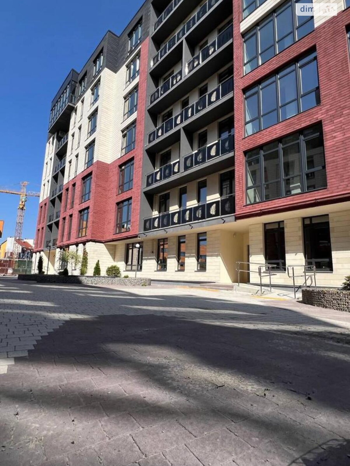 Продаж двокімнатної квартири в Львові, на вул. Генерала Тараса Чупринки 130, район Франківський фото 1