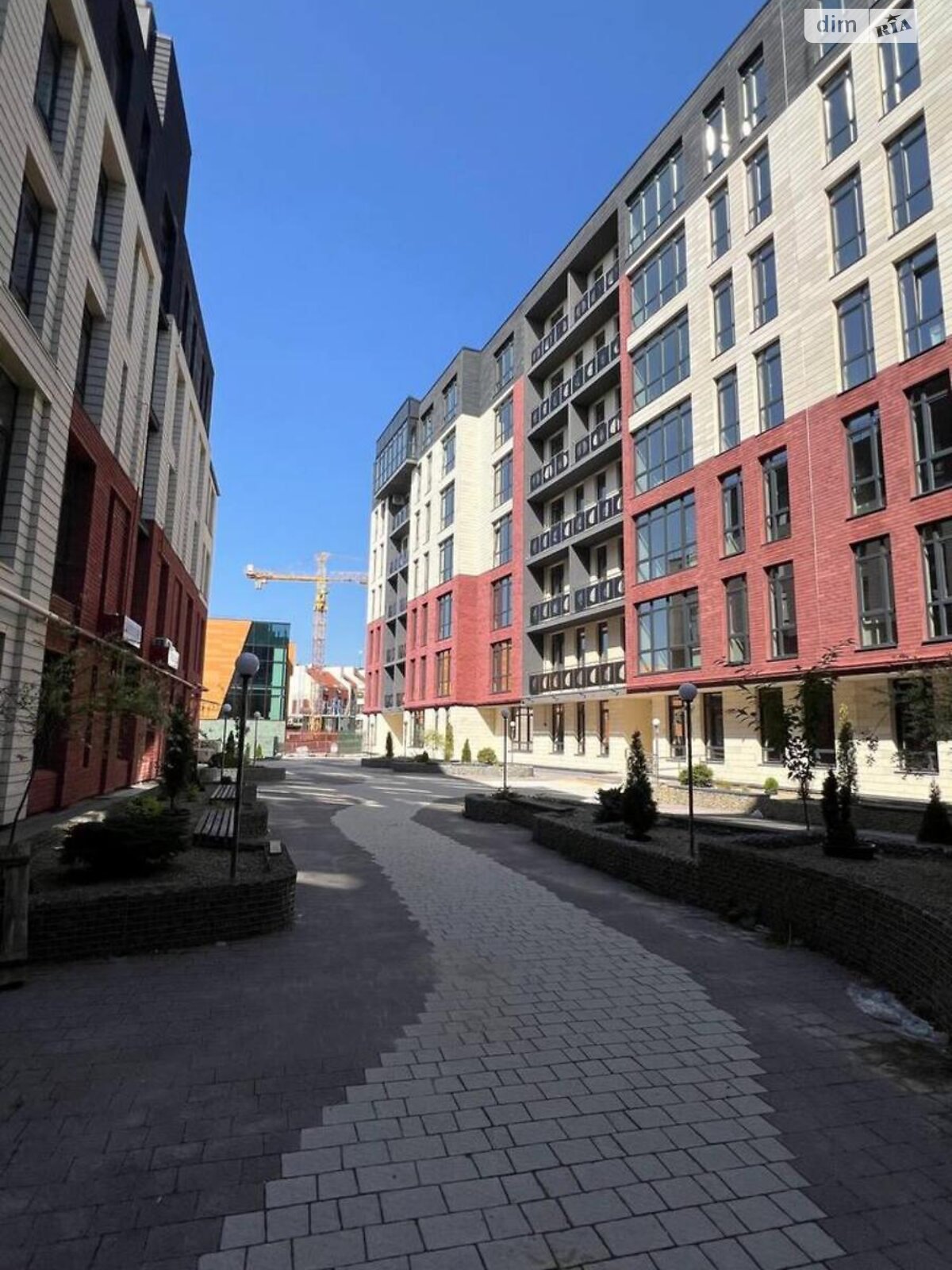 Продаж двокімнатної квартири в Львові, на вул. Генерала Тараса Чупринки 130, район Франківський фото 1