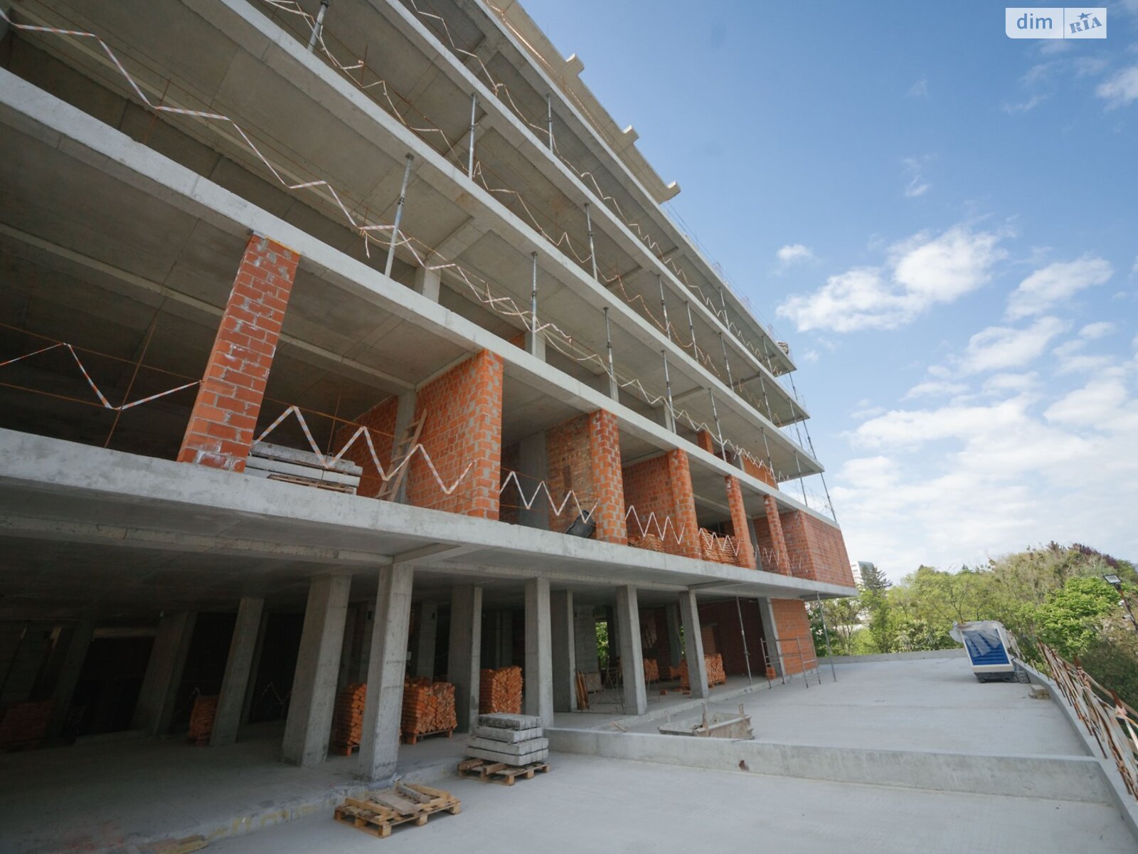 Продаж двокімнатної квартири в Львові, на вул. Любомира Романківа 13, фото 1 Продаж двокімнатної квартири в Львові, на вул. Любомира Романківа 13, фото 1