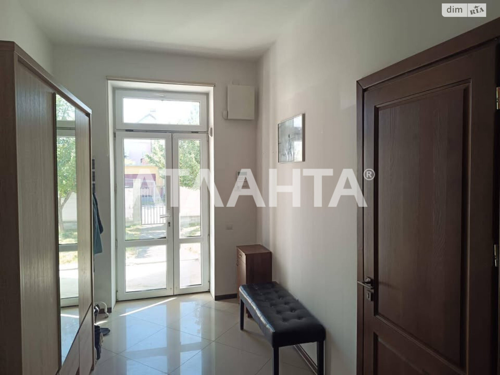 Продажа трехкомнатной квартиры в Львове, на ул. Куликовская, район Франковский фото 1