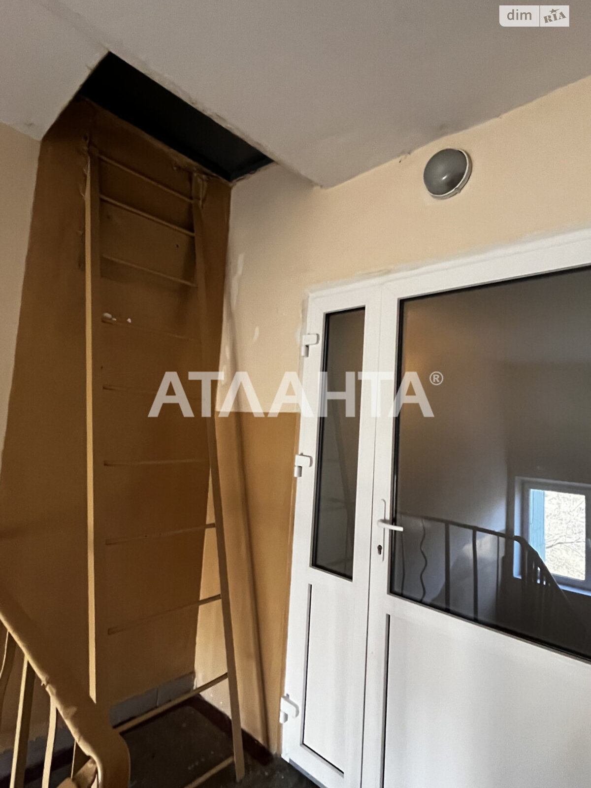 Продаж трикімнатної квартири в Львові, на вул. Максимовича Михайла, район Франківський фото 1 Продаж трикімнатної квартири в Львові, на вул. Максимовича Михайла, район Франківський фото 1
