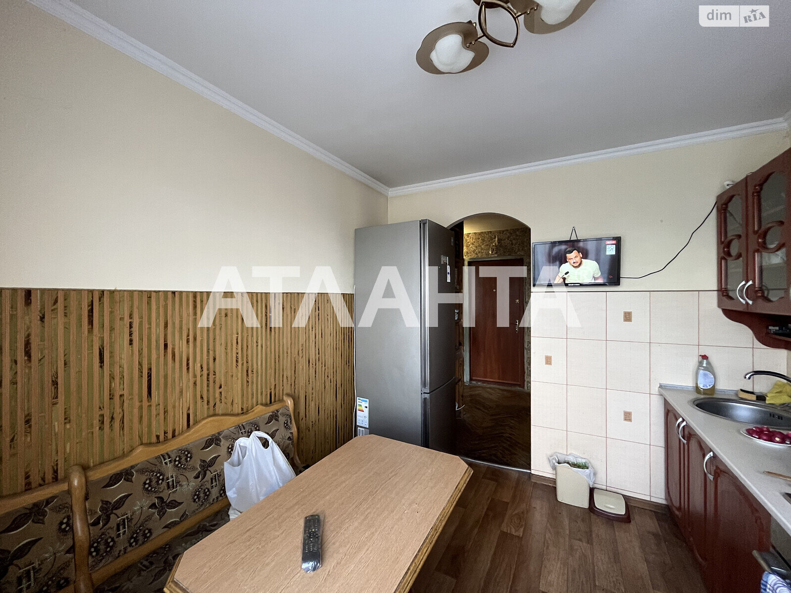 Продаж трикімнатної квартири в Львові, на вул. Наукова, район Франківський фото 1 Продаж трикімнатної квартири в Львові, на вул. Наукова, район Франківський фото 1