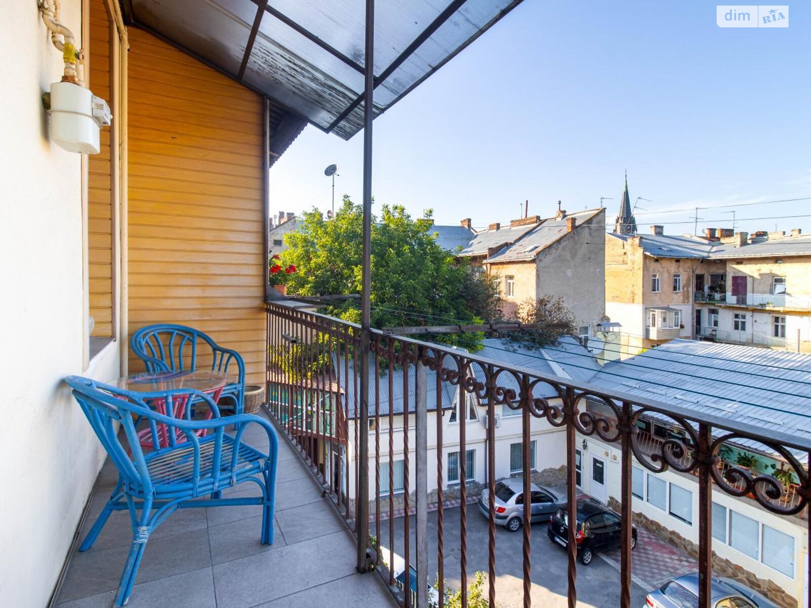 Продажа пятикомнатной квартиры в Львове, на ул. Опильского, район Франковский фото 1 Продажа пятикомнатной квартиры в Львове, на ул. Опильского, район Франковский фото 1