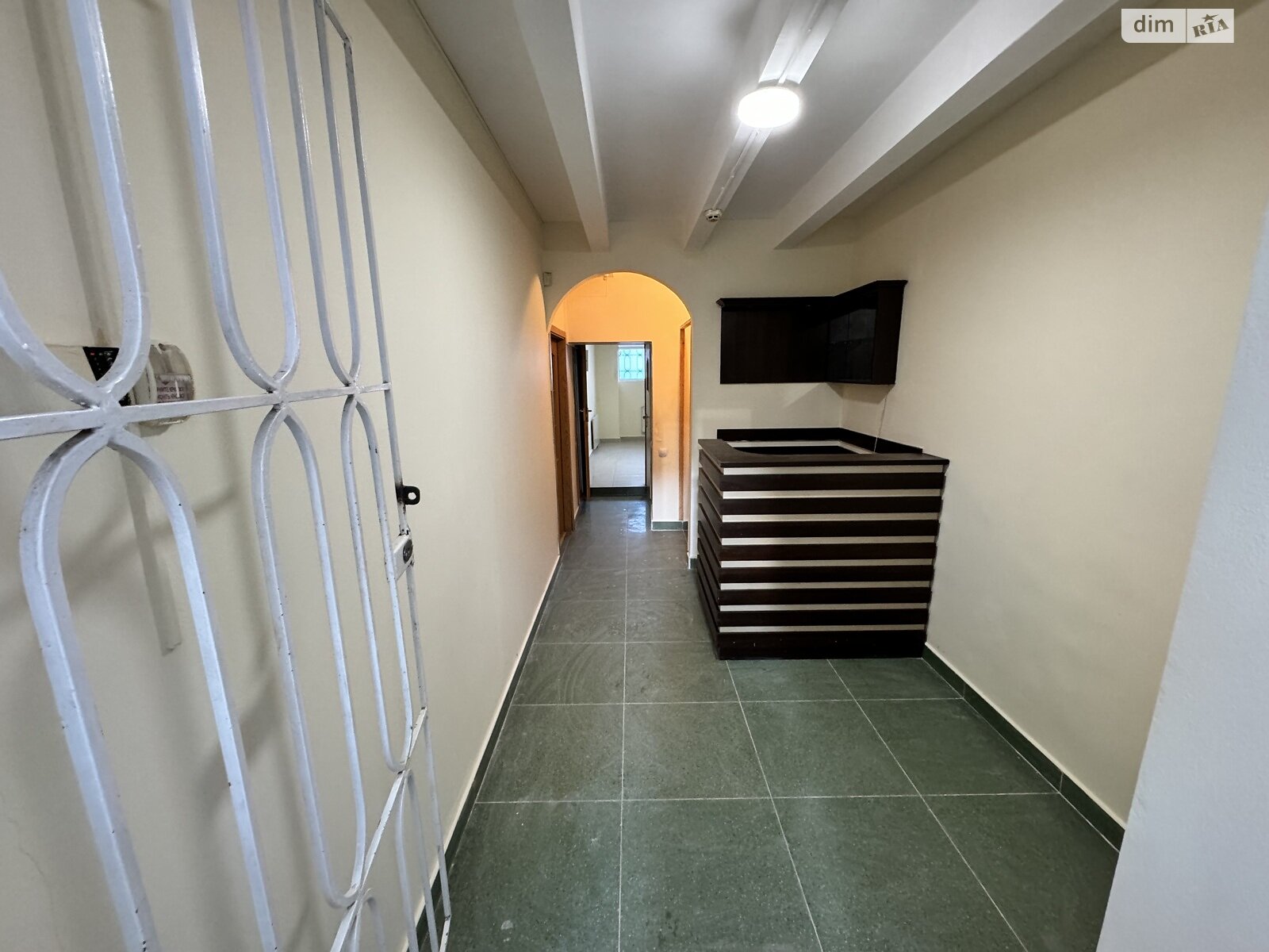 Продажа двухкомнатной квартиры в Львове, на ул. Пастернака 4, район Франковский фото 1 Продажа двухкомнатной квартиры в Львове, на ул. Пастернака 4, район Франковский фото 1