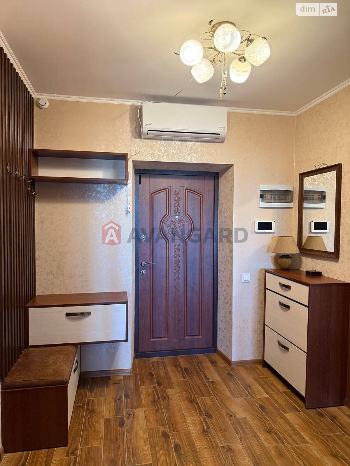 Продаж однокімнатної квартири в Львові, на вул. Пулюя Івана 40, район Франківський фото 1 Продаж однокімнатної квартири в Львові, на вул. Пулюя Івана 40, район Франківський фото 1