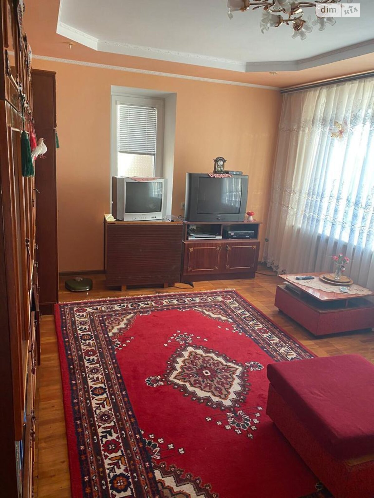 Продажа трехкомнатной квартиры в Львове, на ул. Симоненко Василия 10, район Франковский фото 1 Продажа трехкомнатной квартиры в Львове, на ул. Симоненко Василия 10, район Франковский фото 1