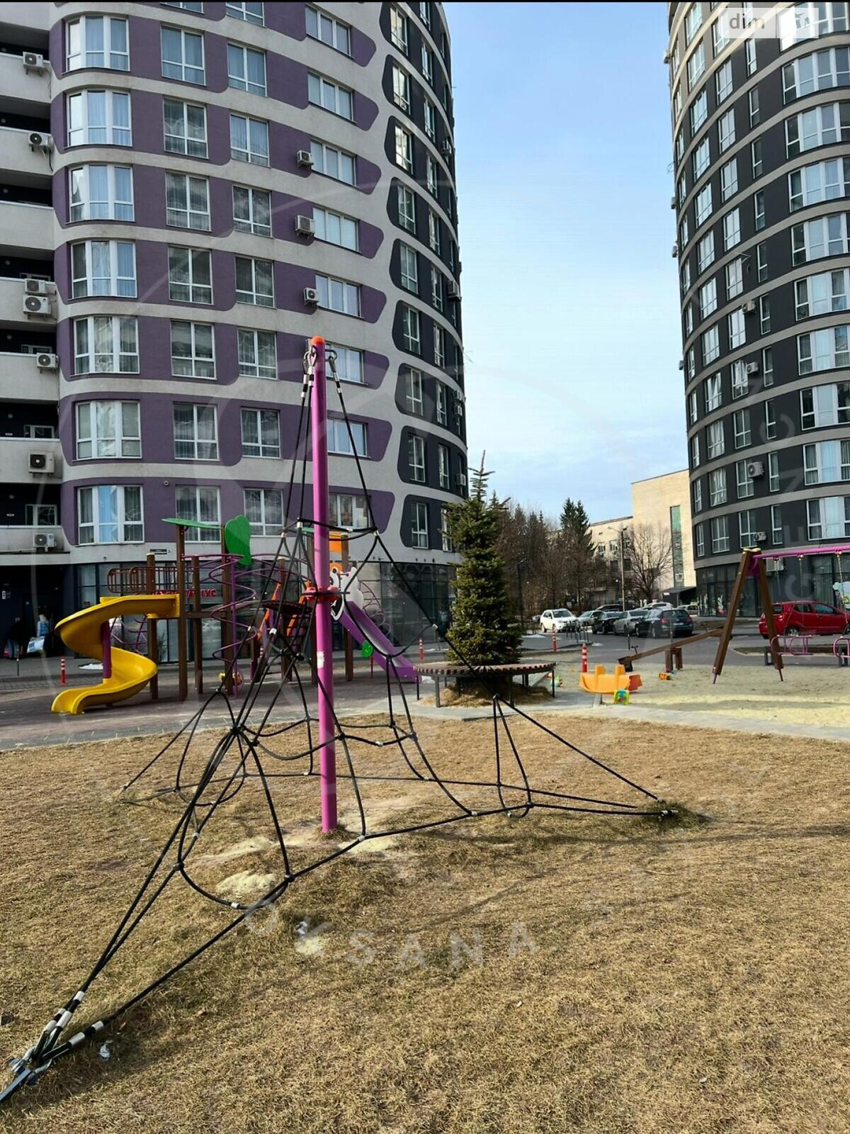 Продаж трикімнатної квартири в Львові, на вул. Трускавецька, район Франківський фото 1 Продаж трикімнатної квартири в Львові, на вул. Трускавецька, район Франківський фото 1