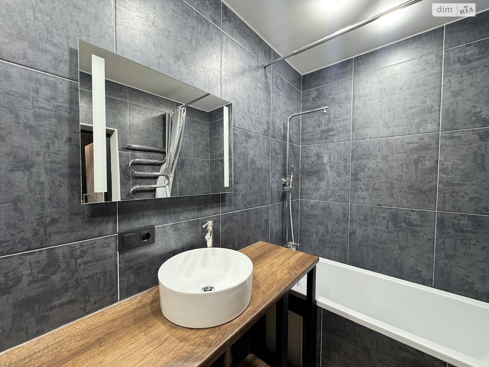 Продажа однокомнатной квартиры в Львове, на ул. Трускавецкая 2, район Франковский фото 1 Продажа однокомнатной квартиры в Львове, на ул. Трускавецкая 2, район Франковский фото 1