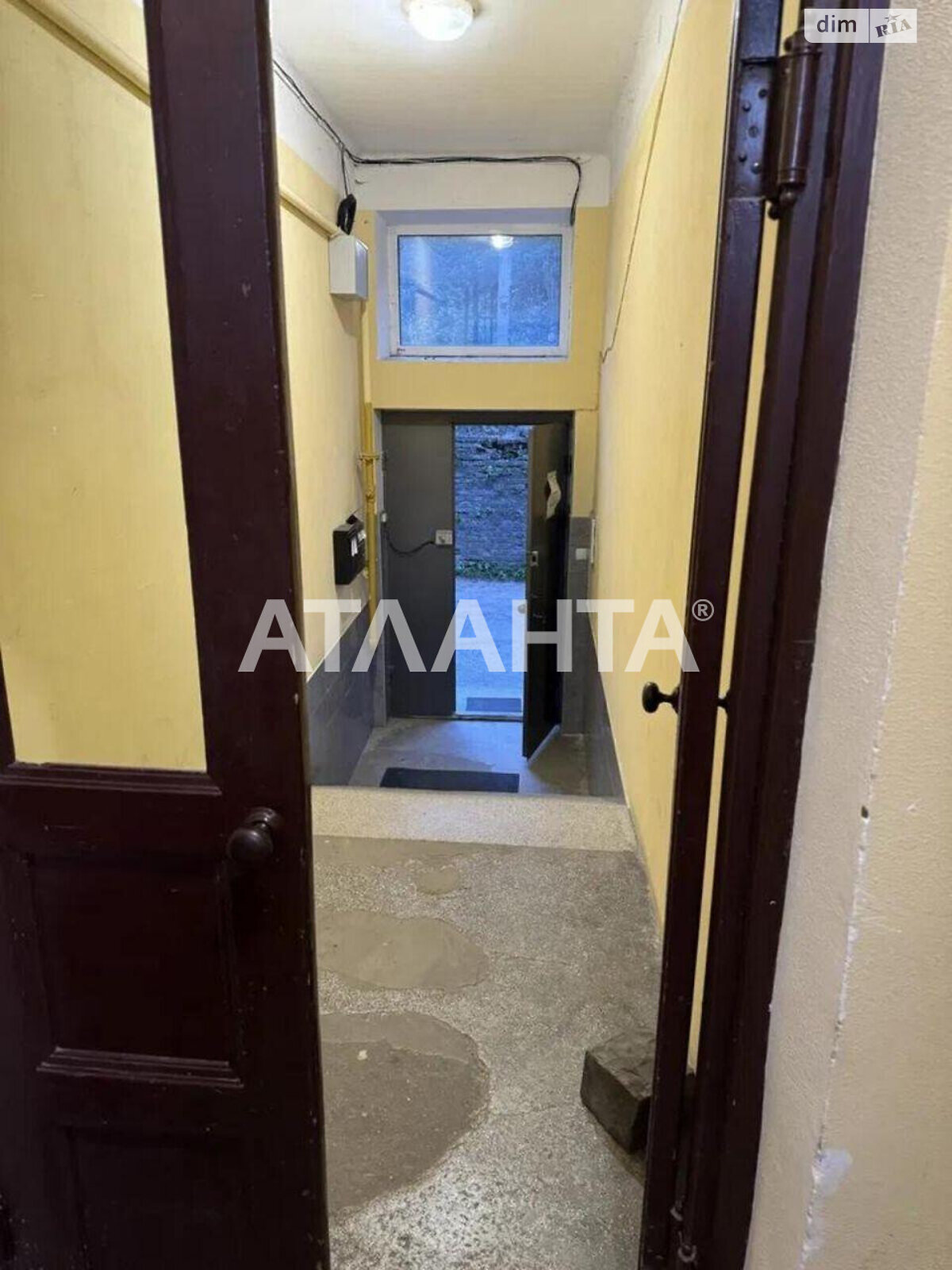 Продаж двокімнатної квартири в Львові, на вул. Академіка Філарета Колесси, район Галицький фото 1 Продаж двокімнатної квартири в Львові, на вул. Академіка Філарета Колесси, район Галицький фото 1