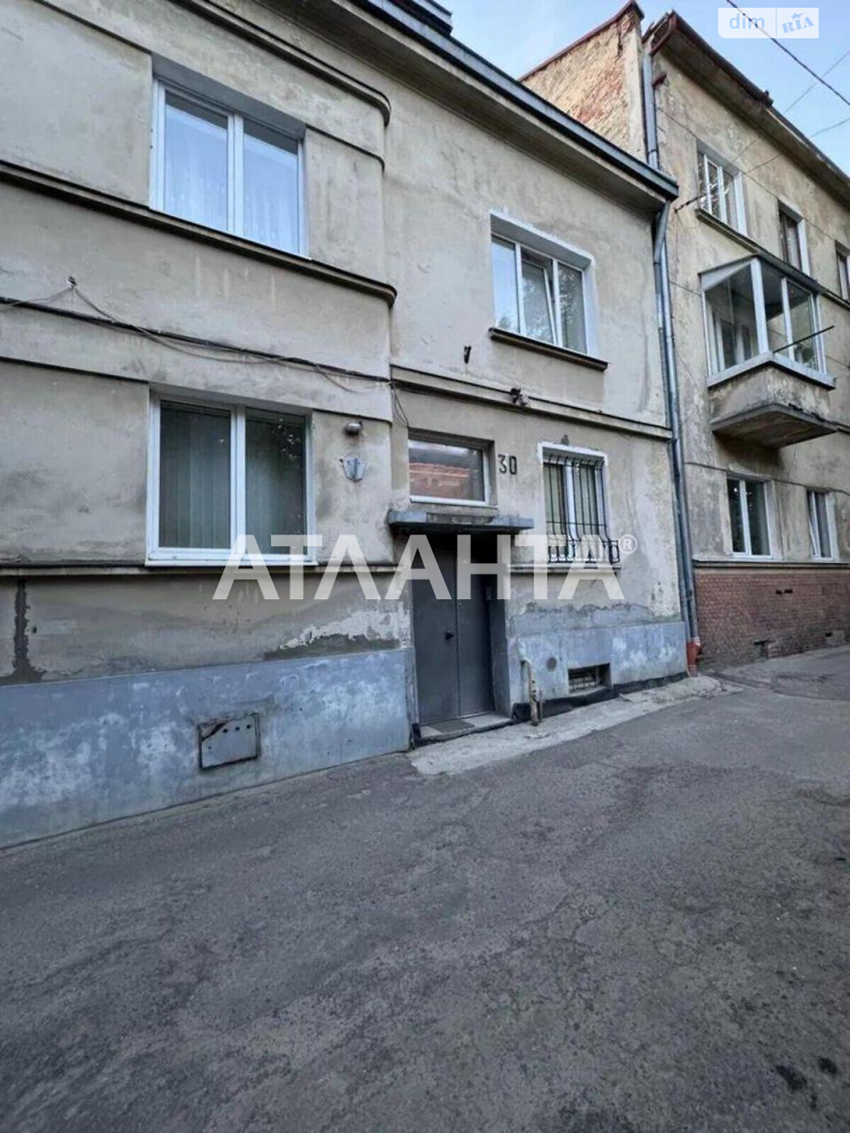 Продаж двокімнатної квартири в Львові, на вул. Академіка Філарета Колесси, район Галицький фото 1 Продаж двокімнатної квартири в Львові, на вул. Академіка Філарета Колесси, район Галицький фото 1
