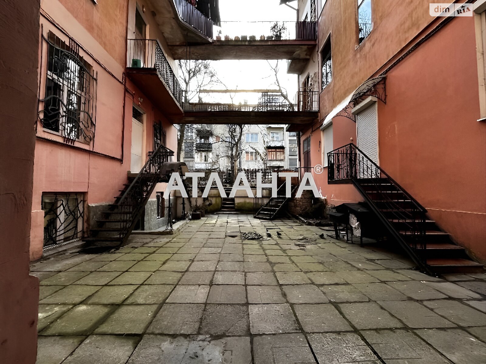 Продажа двухкомнатной квартиры в Львове, на ул. Дорошенко Петра, район Галицкий фото 1 Продажа двухкомнатной квартиры в Львове, на ул. Дорошенко Петра, район Галицкий фото 1