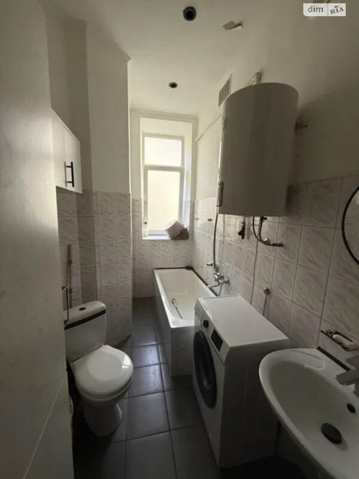 Продажа трехкомнатной квартиры в Львове, на ул. Дорошенко Петра, район Галицкий фото 1 Продажа трехкомнатной квартиры в Львове, на ул. Дорошенко Петра, район Галицкий фото 1