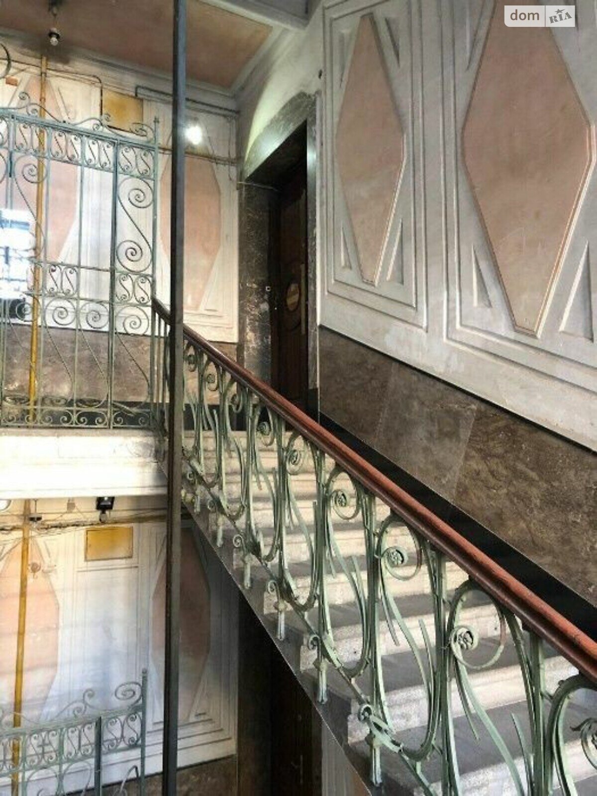Продажа двухкомнатной квартиры в Львове, на пл. Генерала Петра Григоренко, район Галицкий фото 1 Продажа двухкомнатной квартиры в Львове, на пл. Генерала Петра Григоренко, район Галицкий фото 1