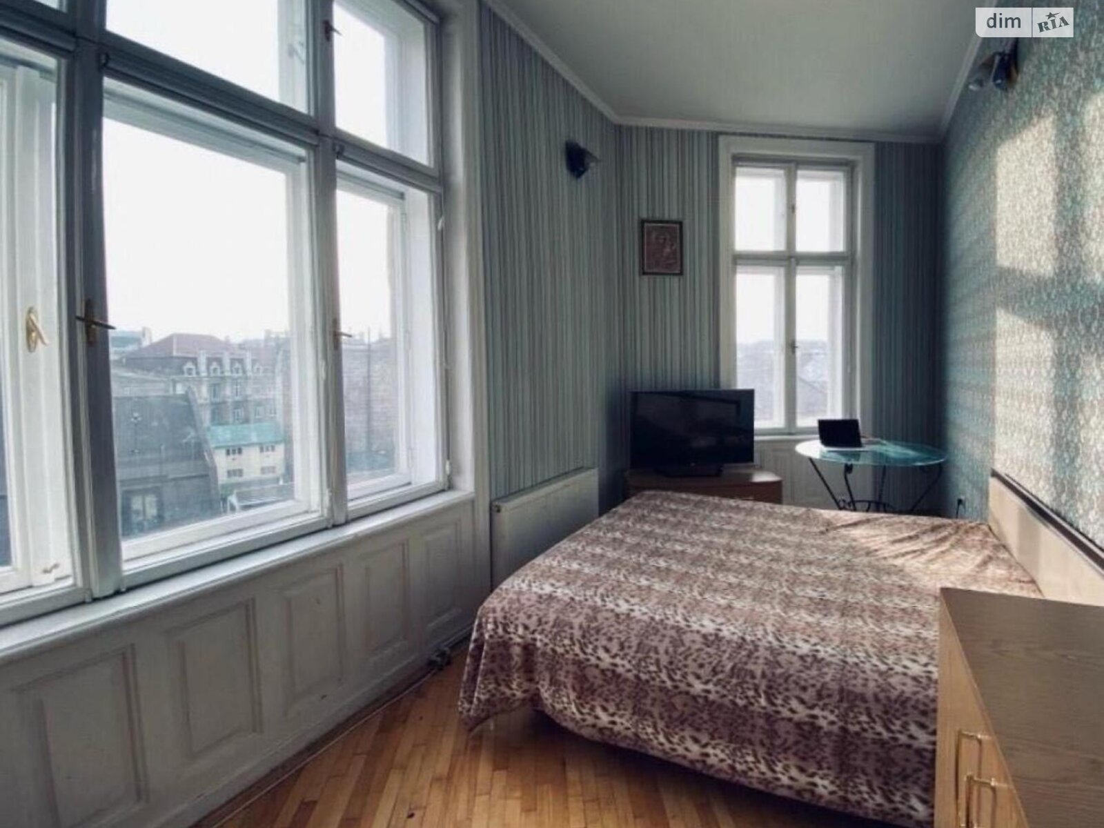 Продажа пятикомнатной квартиры в Львове, на ул. Городоцкая, район Галицкий фото 1 Продажа пятикомнатной квартиры в Львове, на ул. Городоцкая, район Галицкий фото 1