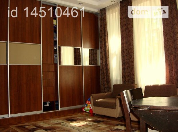 Продажа квартиры, 3 ком., Львов, р‑н. Галицкий, Княжа улица Продажа квартиры, 3 ком., Львов, р‑н. Галицкий, Княжа улица