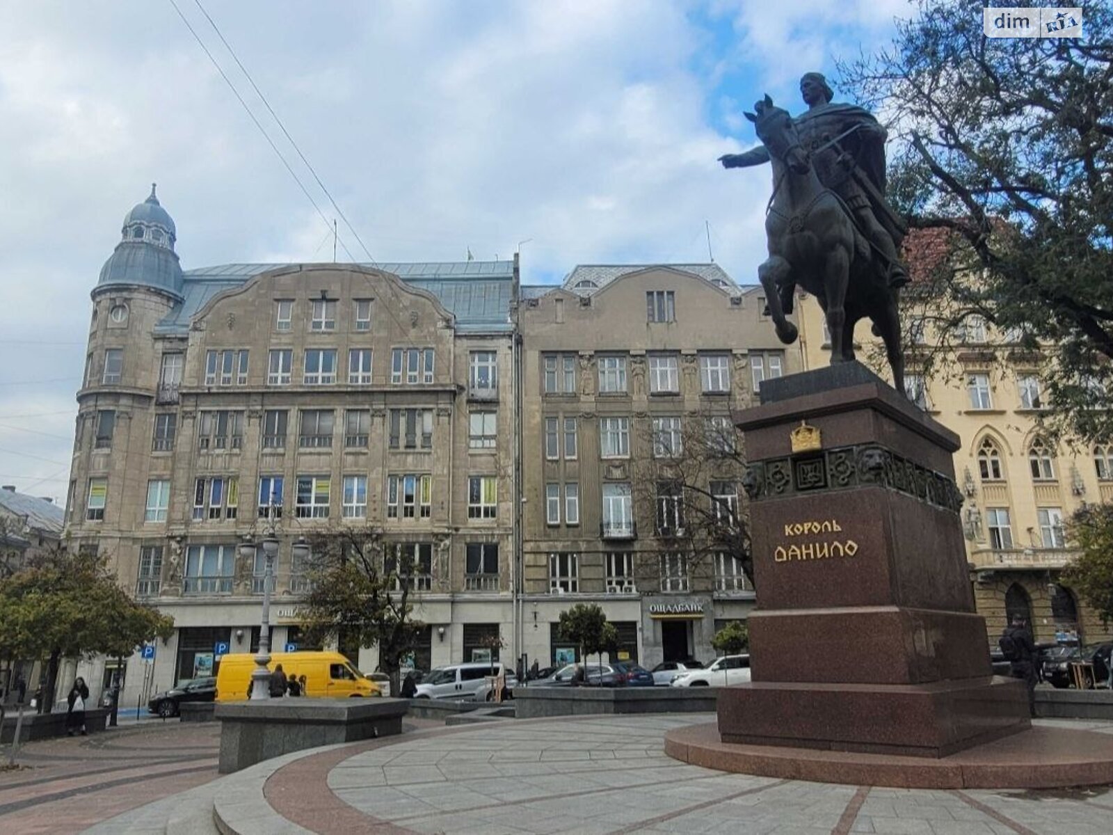 Продаж чотирикімнатної квартири в Львові, на вул. Князя Романа, район Галицький фото 1