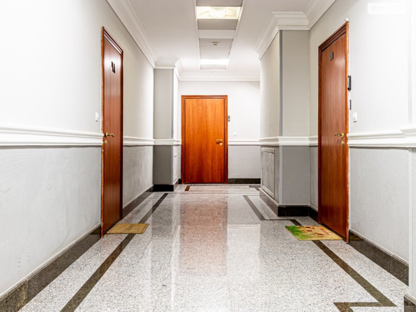 Продажа трехкомнатной квартиры в Львове, на ул. Кубанская, район Галицкий фото 1 Продажа трехкомнатной квартиры в Львове, на ул. Кубанская, район Галицкий фото 1
